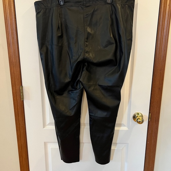 H&M Womens 3X Black VEGAN Leather Pants - Picture 5 of 9